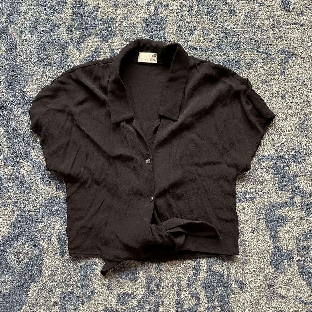 Aritzia Wilfred Free THE TIE-FRONT BLOUSE, size XS